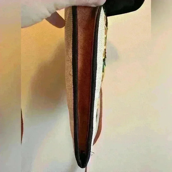 Guatemala Crossbody Sunflower Mobile Purse - Picture 6 of 7